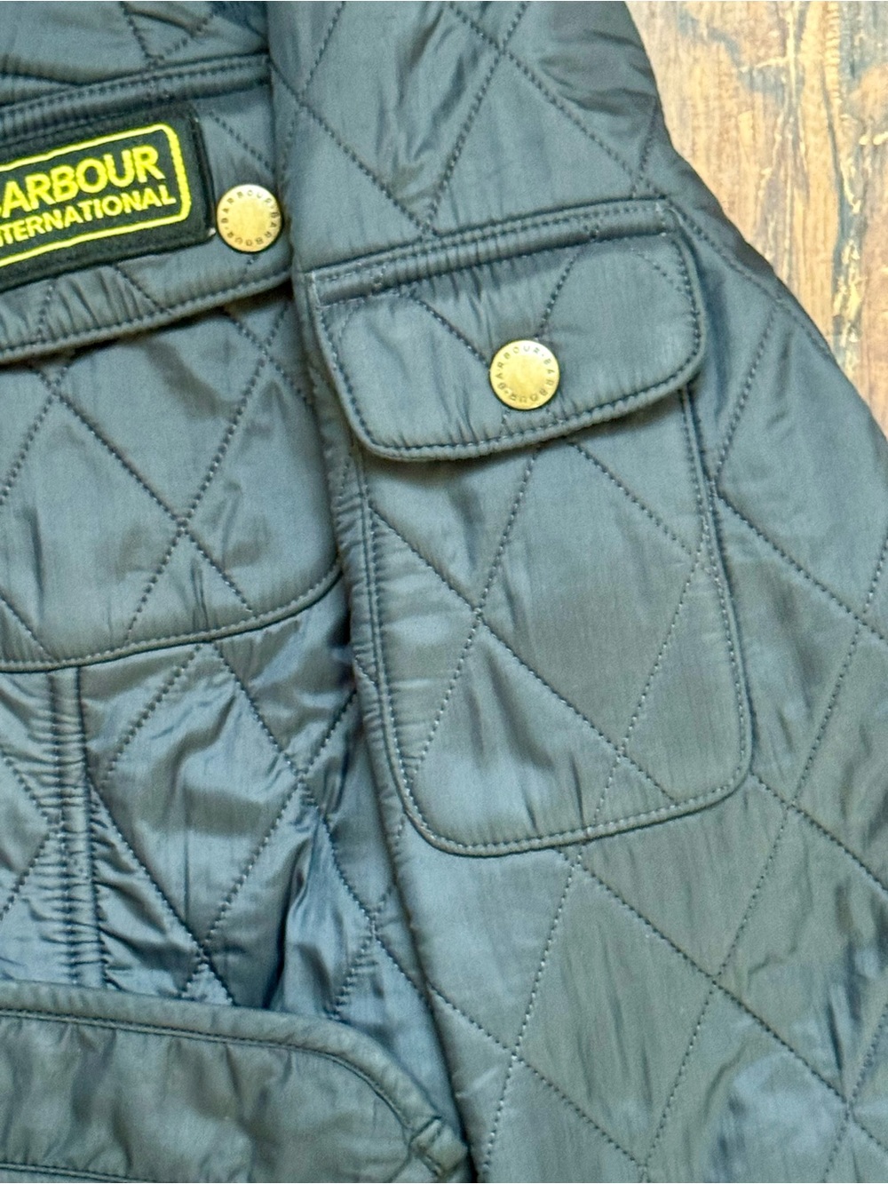 Barbour Women’s Black Quilted Belted Field Jacket, Size 4 - Picture 4 of 10